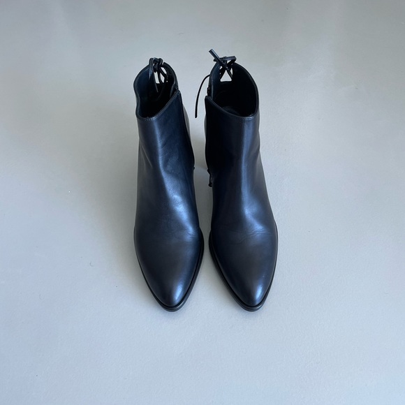 Stuart Weitzman Ankle Boots Size 6,5 - Picture 2 of 5